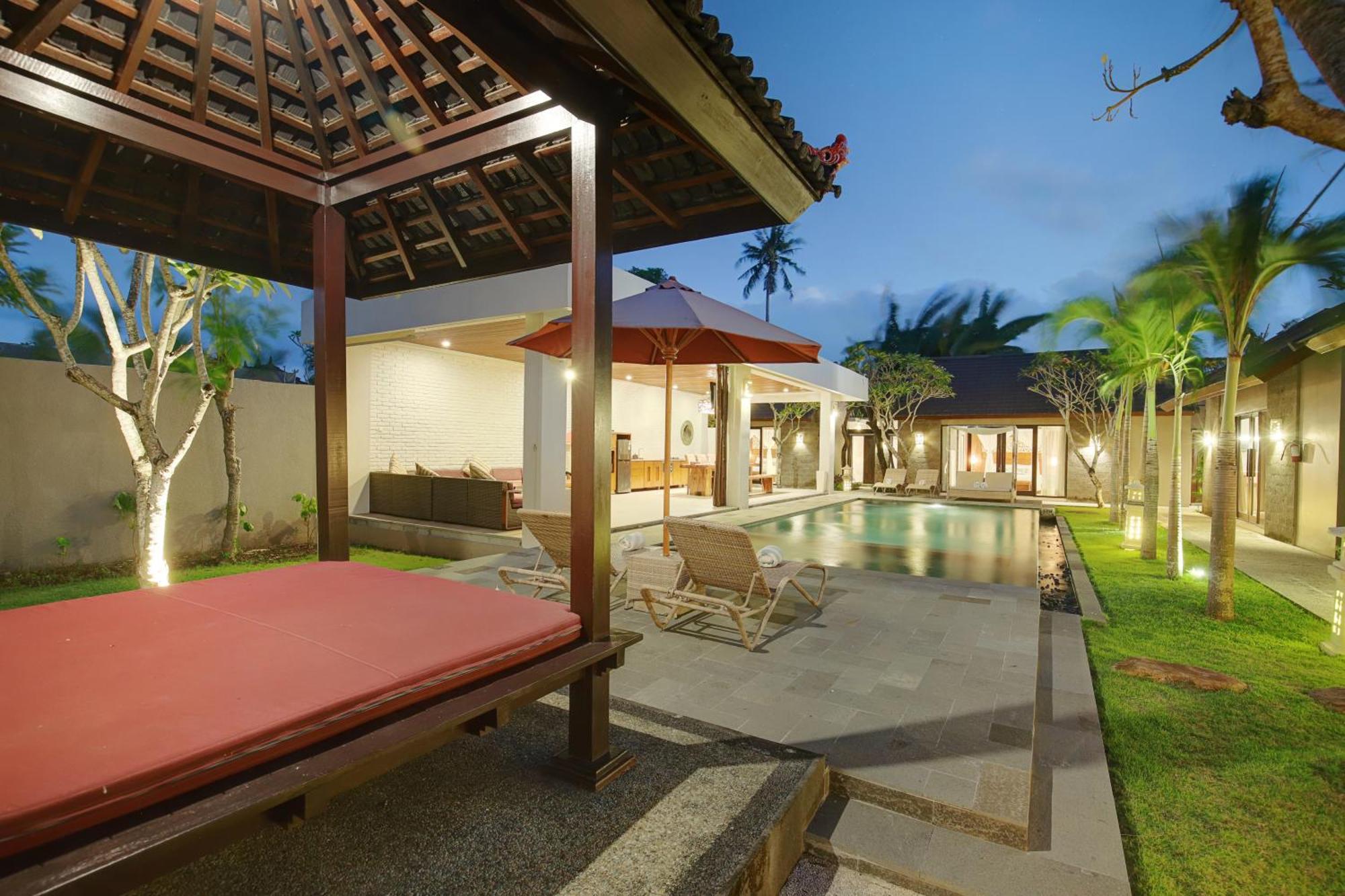 Lumbini Luxury Villas And Spa Jimbaran Exterior foto